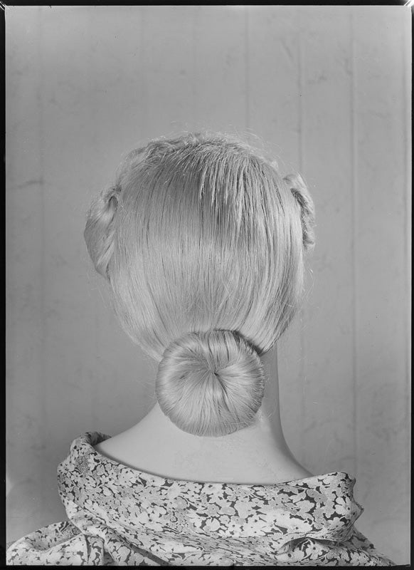 Women's Hairstyle 2 of 6