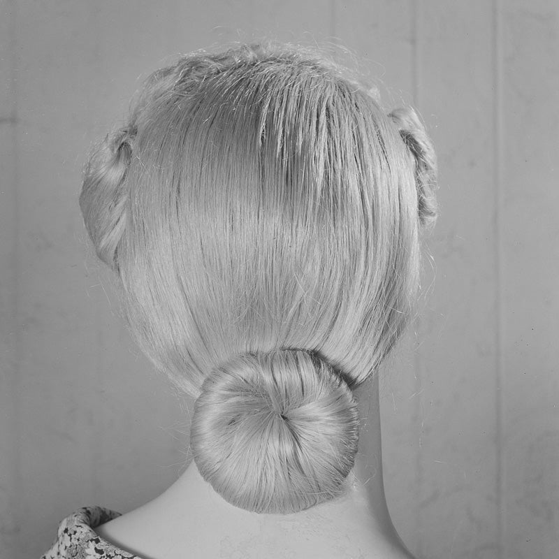 Women's Hairstyle 2 of 6