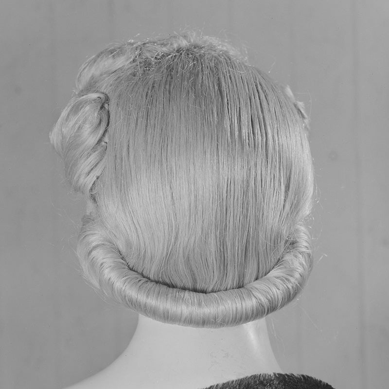 Women's Hairstyle 5 of 6