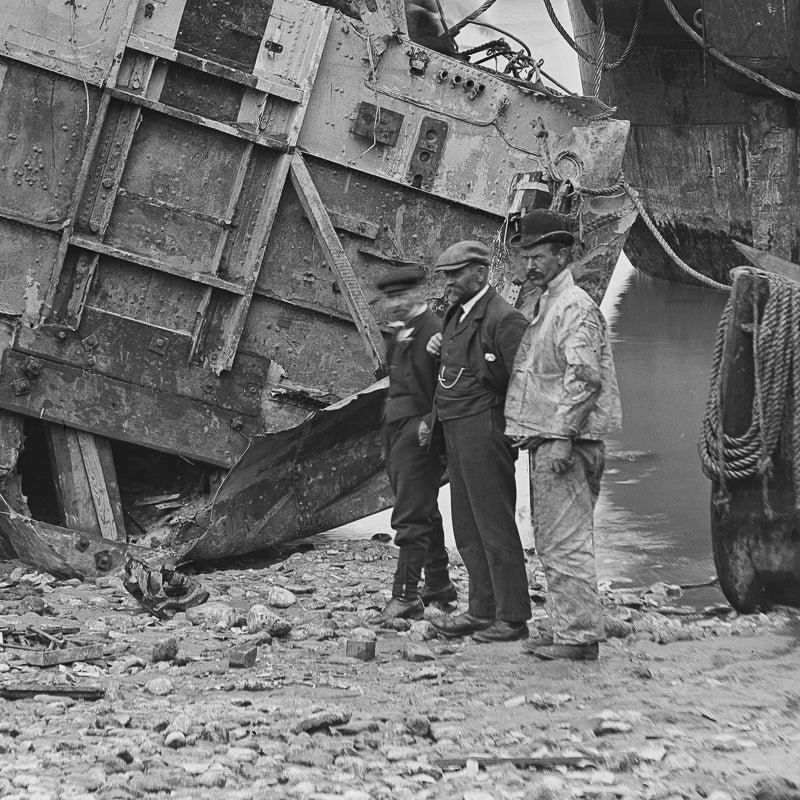 Boat Salvage Crew